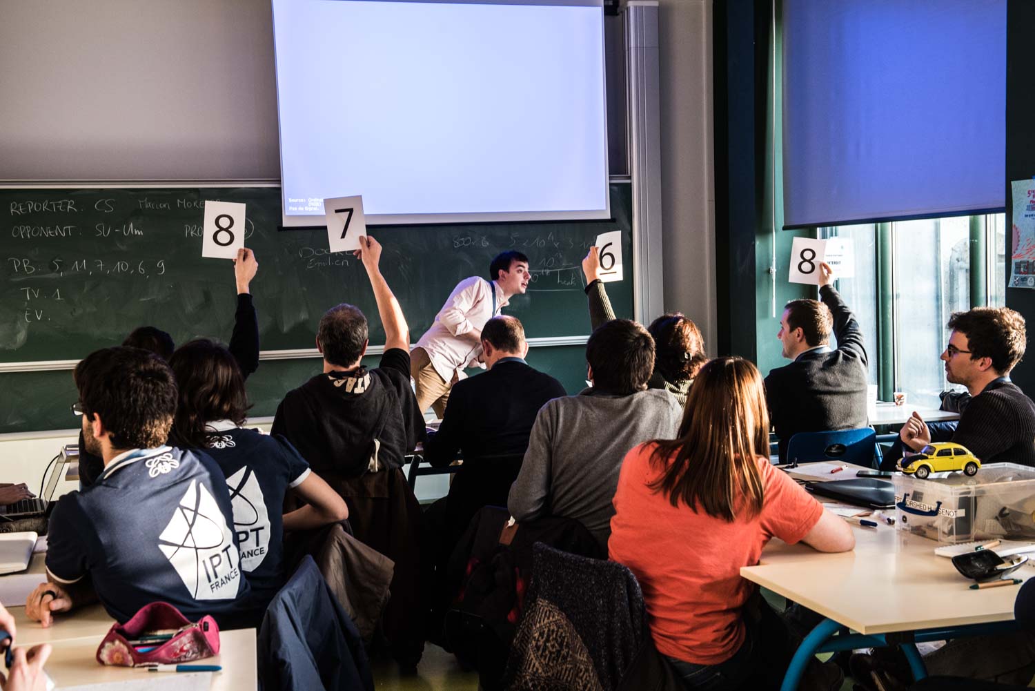 ENS. Département de physique. 5 édition de "The french Physicists Tournament" une compétition par équipe entre étudiants en physique des écoles et universités françaises est organisée chaque année à l'ENS.